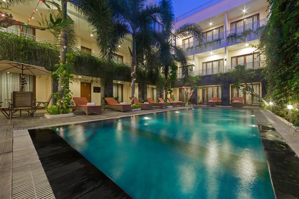 Vihan Suites Bali Kuta Lombok Exterior foto