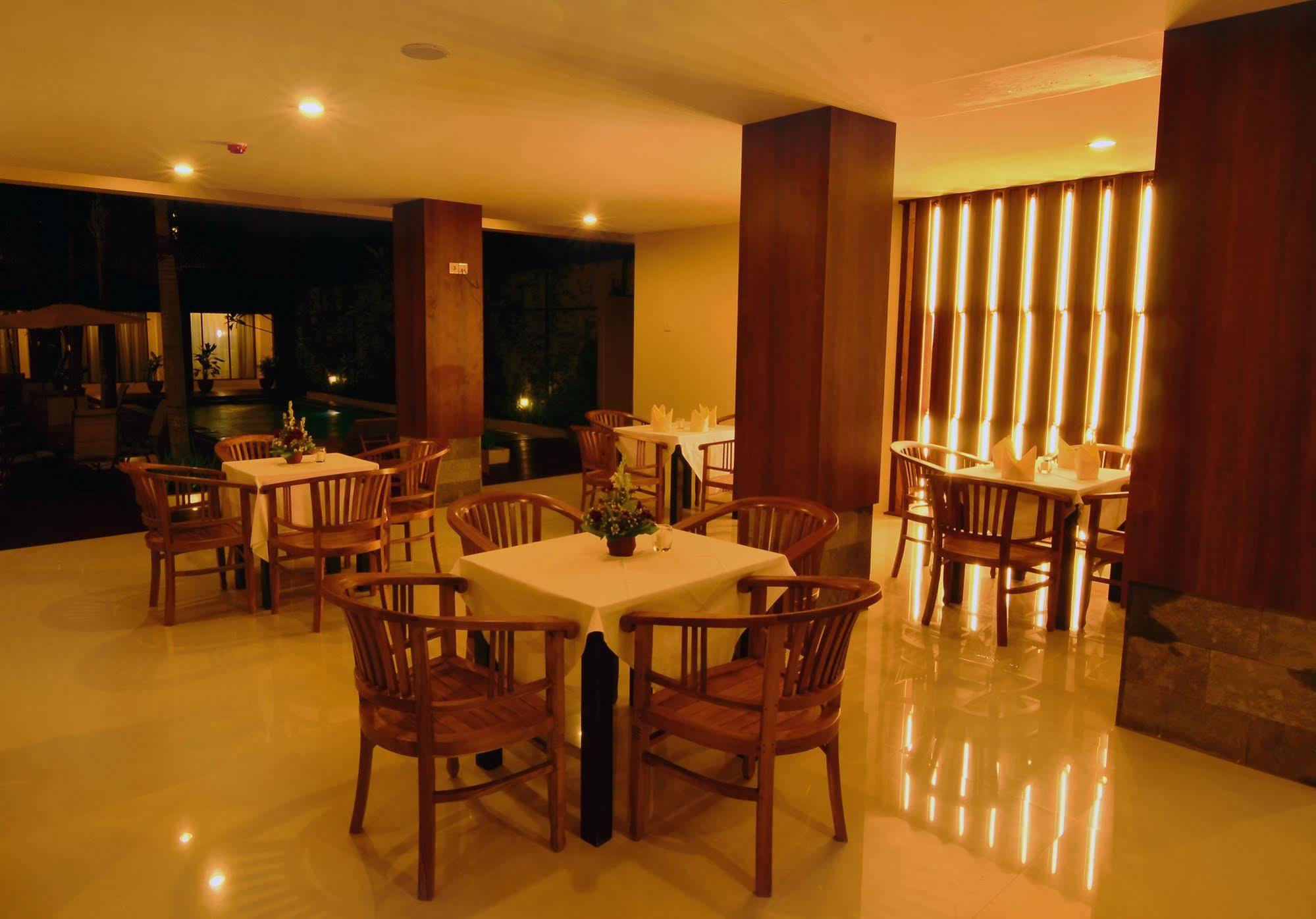 Vihan Suites Bali Kuta Lombok Exterior foto